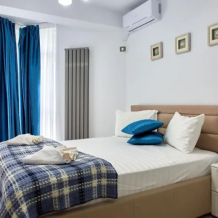 Atlantis By Alz Navodari